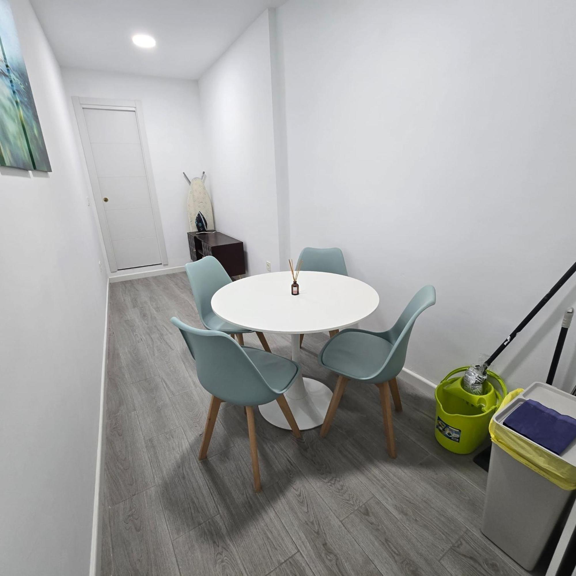 2 Rooms Con Terraza Μάλαγα Εξωτερικό φωτογραφία
